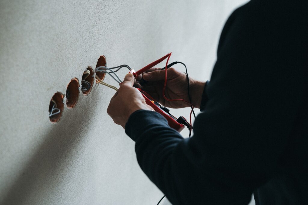 odbiór techniczny mieszkania - Poznań i okolice - kontrola instalacji